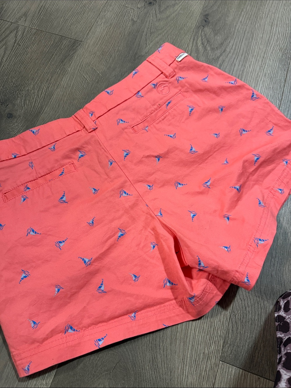 Magellan Outdoors Coral Pink Sailboat Print Women’s Shorts - Picture 4 of 4